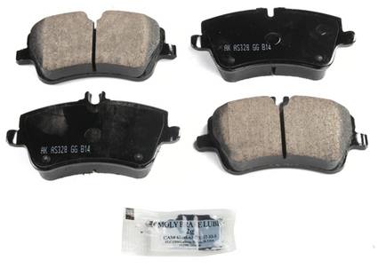 Mercedes Disc Brake Pad Set - Front (w/o Sport Package) 006420622041 - Akebono Euro Ultra-Premium EUR872